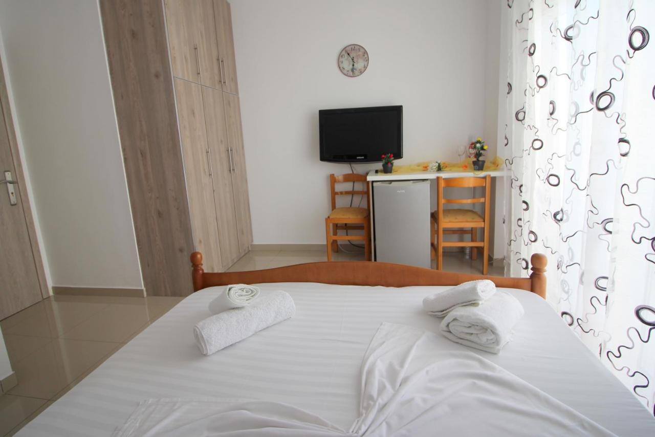 Eduart Apartments 2 Sarande Ngoại thất bức ảnh