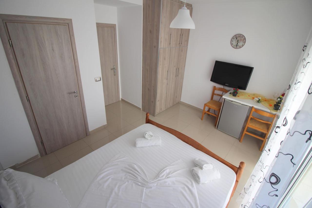 Eduart Apartments 2 Sarande Ngoại thất bức ảnh